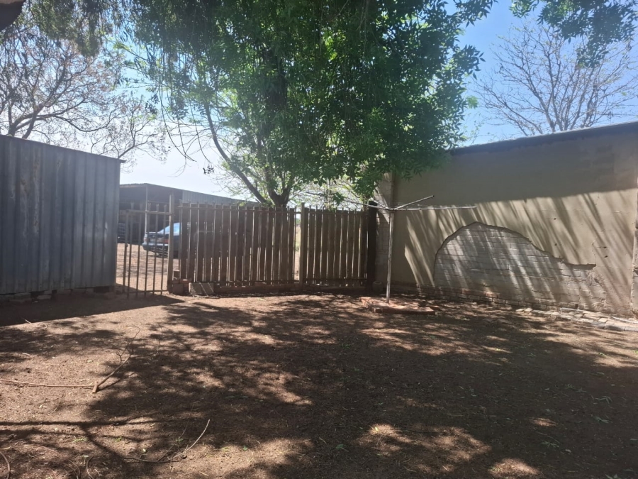 Commercial Property for Sale in Roodewal Free State